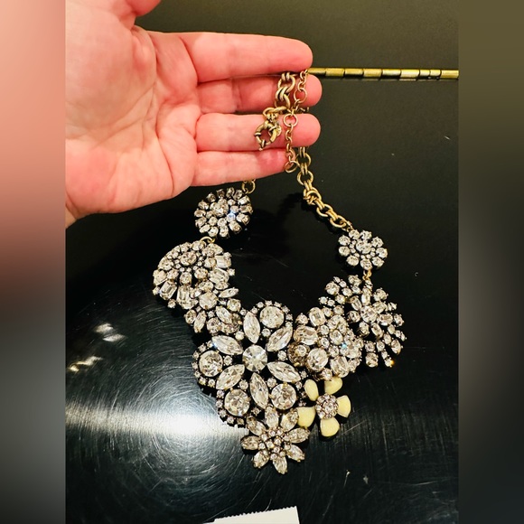 NWT Luxury Maximalist Spring J. Crew Crystal Flower Lattice Statement Necklace - Picture 14 of 15